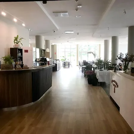 Prywatny W Kompleksie Hotelowym Przy Ul Kosciuszki 16 * Kolobrzeg